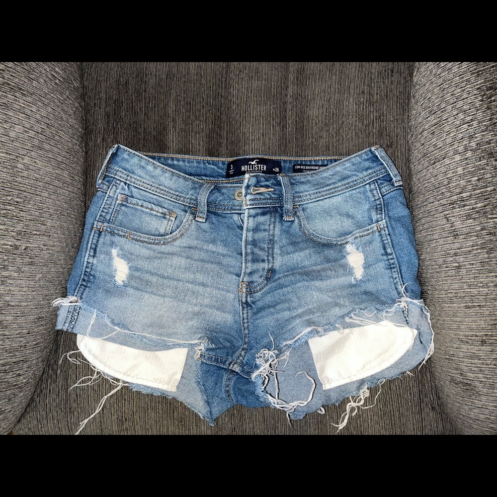 Hollister Low Rise Boyfriend Short